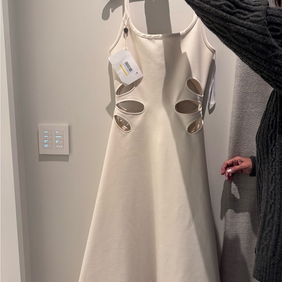 Christopher Kane Cutout Twill Midi Dress Cream Size 42 NWT - Picture 4 of 8